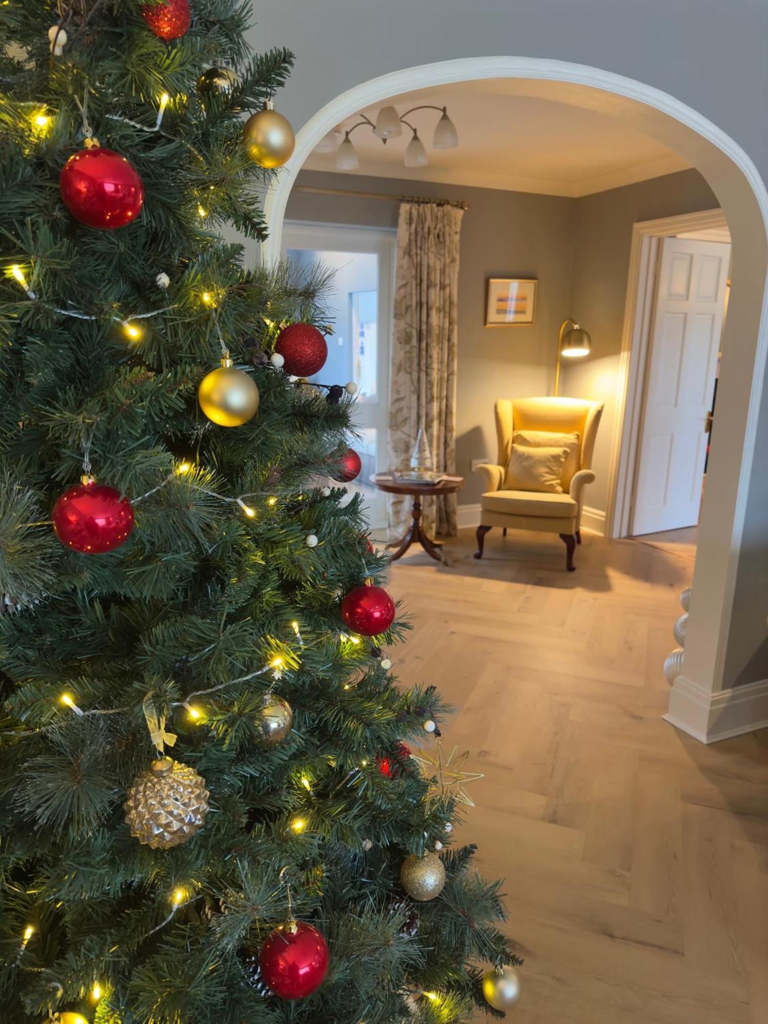 Vast, Elegant Home With Indoor Pool & Sauna Near Popular Golf Course Kington  Buitenkant foto